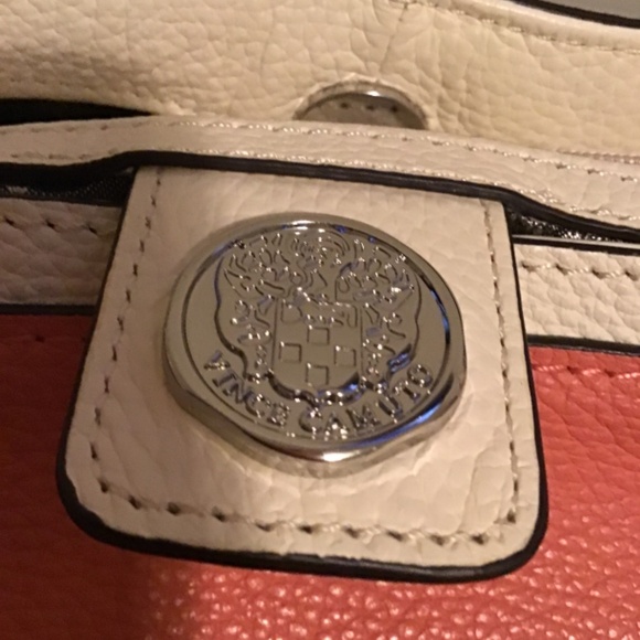 😎Vince Camuto, see photos, great cond., super clean inside, great leather 🔥 - Picture 7 of 8